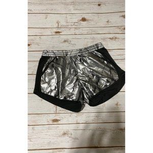 Under Armour Loose Shorts Metallic Foil Large